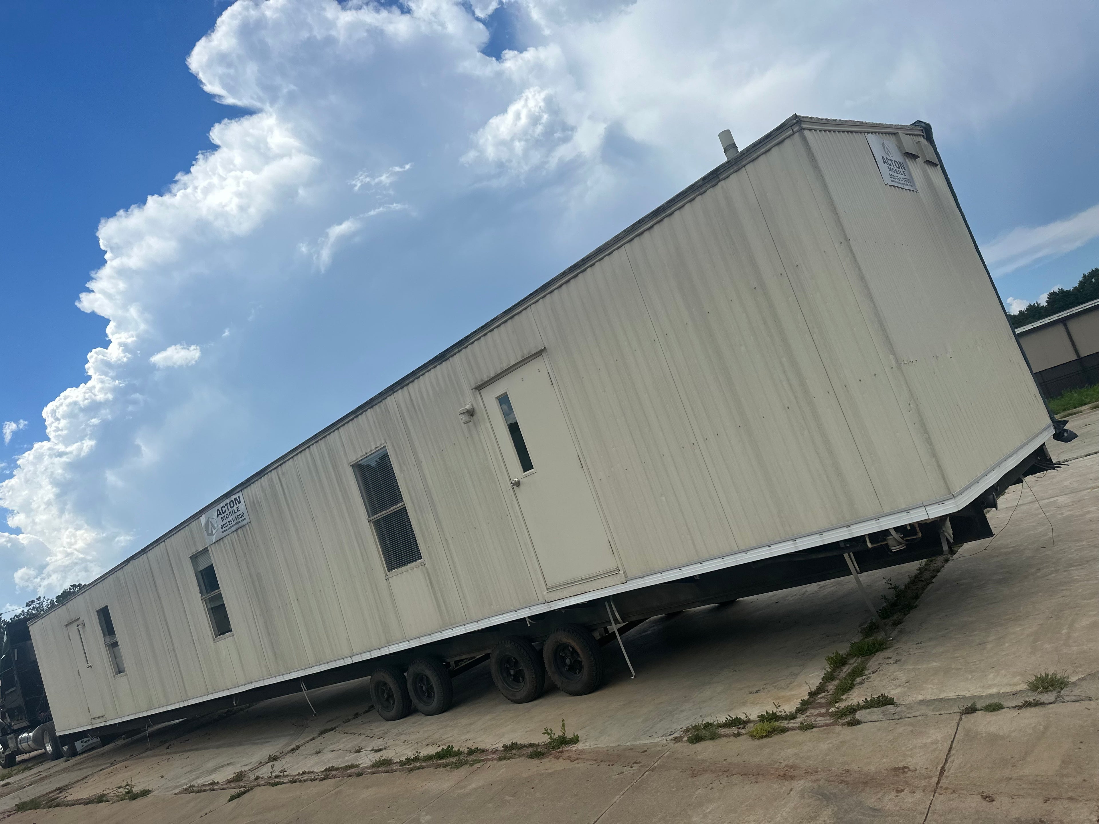 Full-Service Logistics Management (Premium)